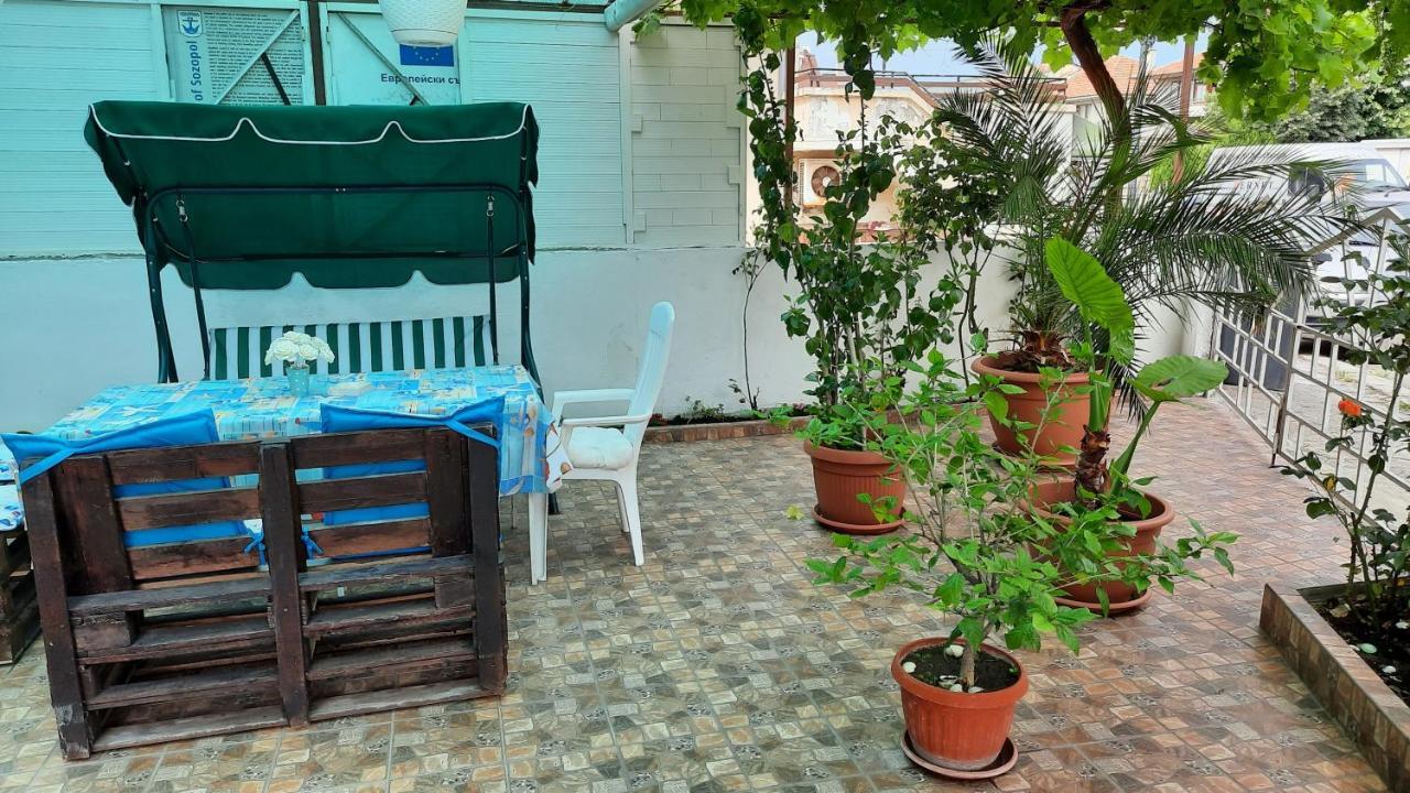 Guest House Zora 索佐波尔 外观 照片